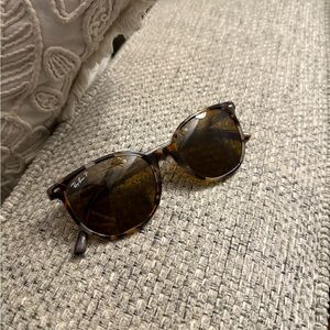 Rayban Elliot Polarized Sunglasses